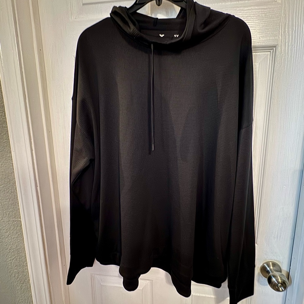 Xersion Quick-Dri Black Pullover Hoodie